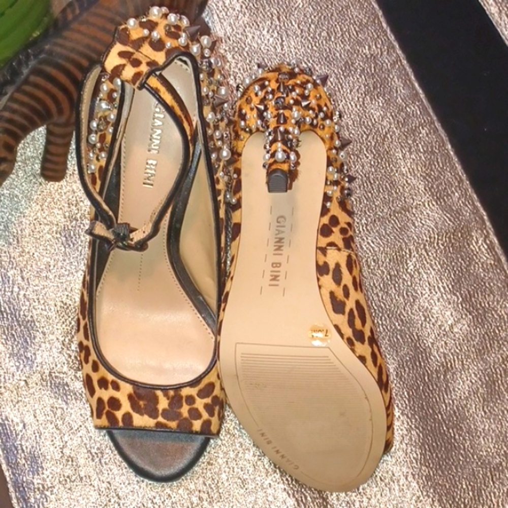 Gianni Bini Rocker Leopard Print REAL Fur Heels - Picture 4 of 5